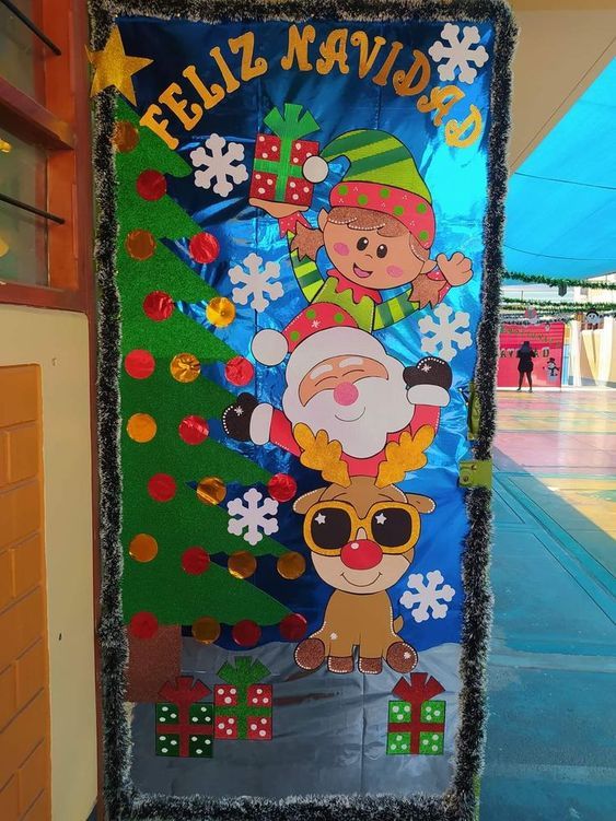 aula puertas decoradas de navidad