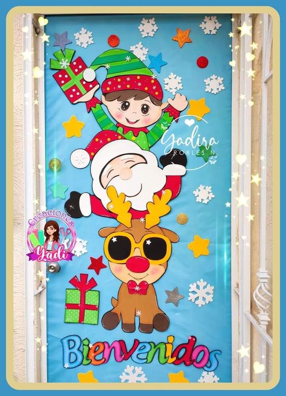 fotos de puertas decoradas de navidad